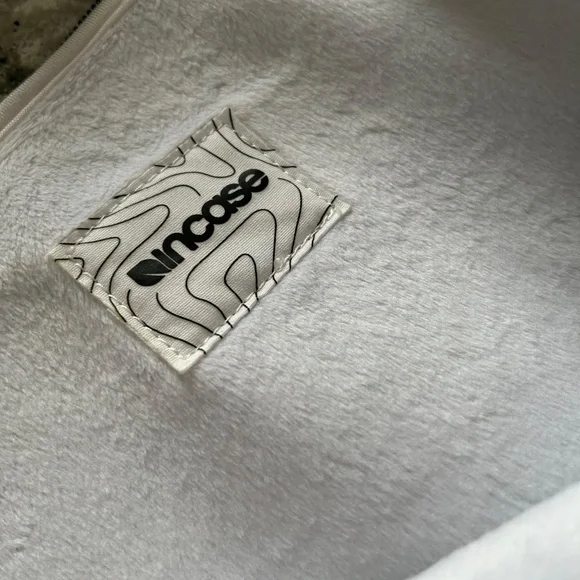 Computer Cover - Picture 3 of 3